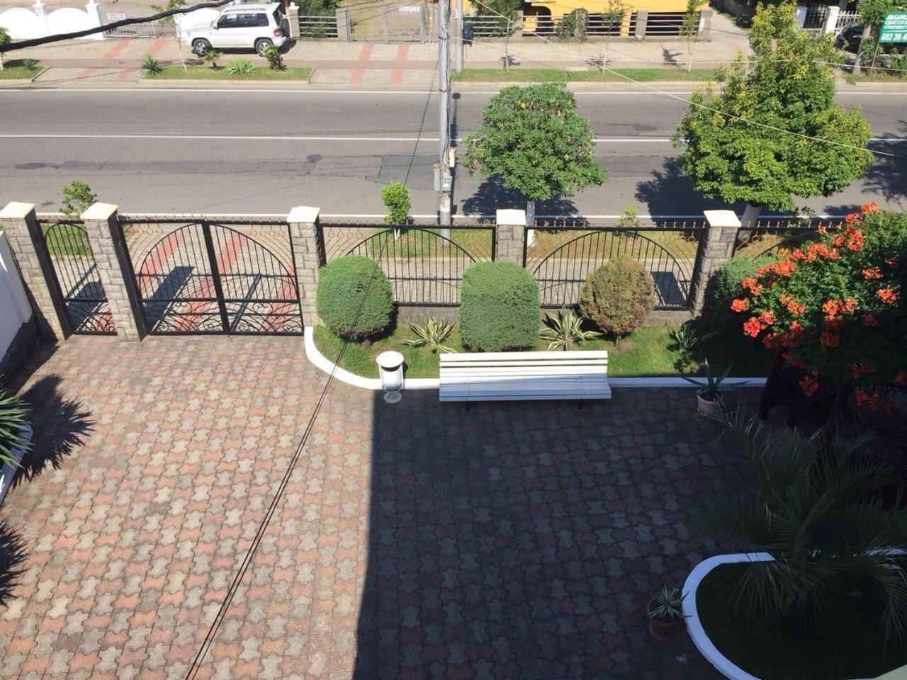 George'S House Hotel Kobuleti Exterior foto